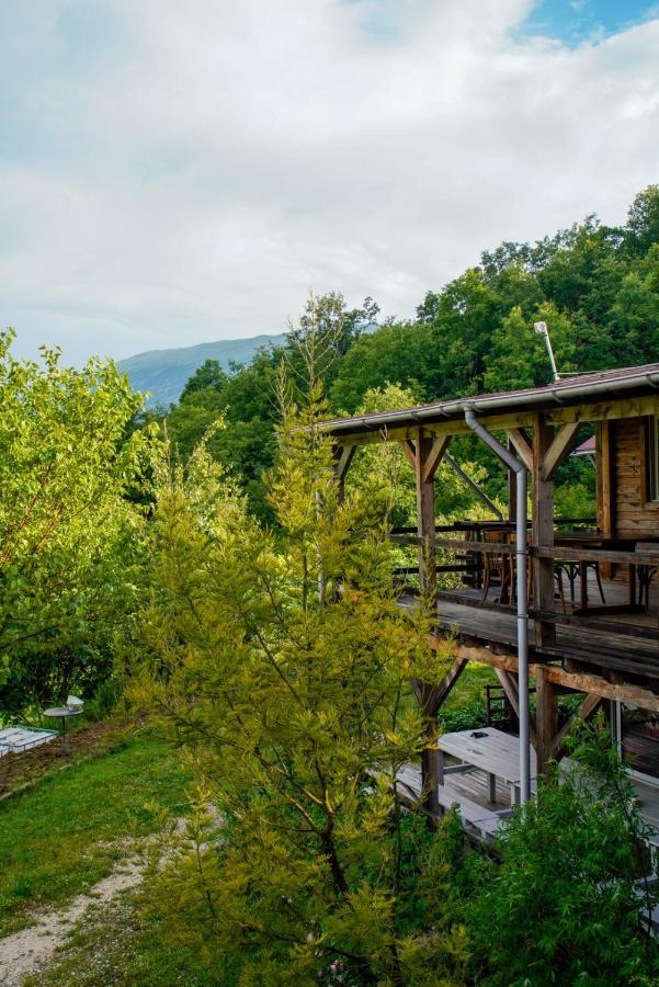 Ferma Albanik Hotel Kelcyre Exterior photo